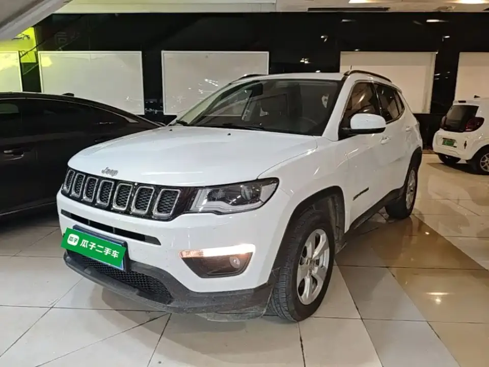 Jeep Compass 200T Auto Family-Connected Large Screen Edition 2019