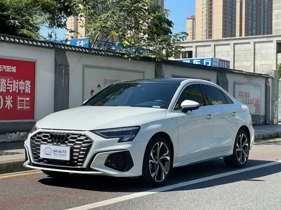 Audi A3 Facelift A3L Limousine 35 TFSI Luxury Sport 2023