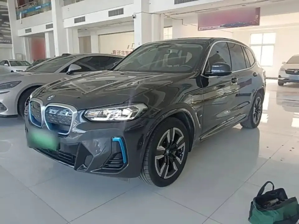 BMW iX3 Leading Edition 2022