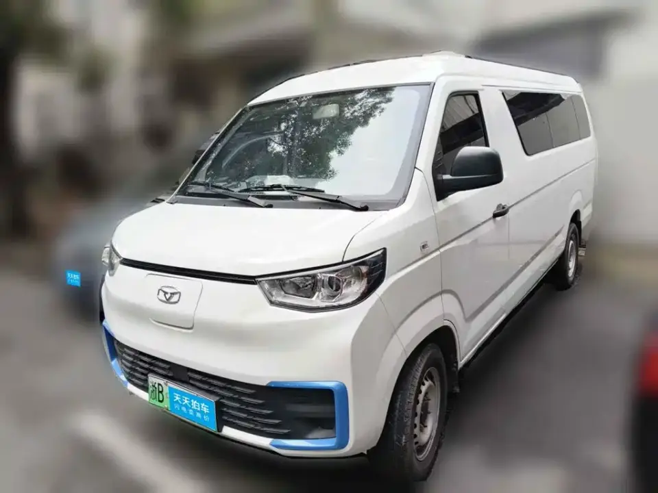 Cowin Kaiyi River Dolphin E7 Startup Edition 41.86kWh 6-seater 2025