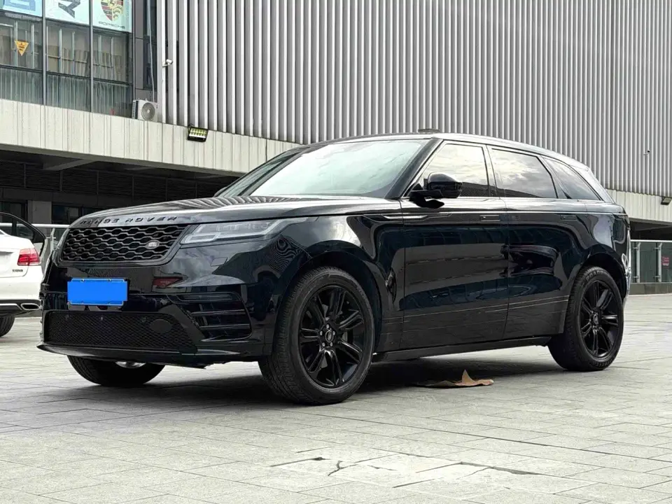Land Rover Range Rover Velar P250 Gloss Black Collector's Edition 2021
