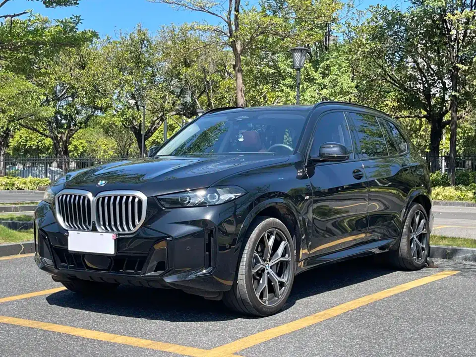 BMW X5 Model xDrive 30Li Exclusive M Sport Blackout Package 2025
