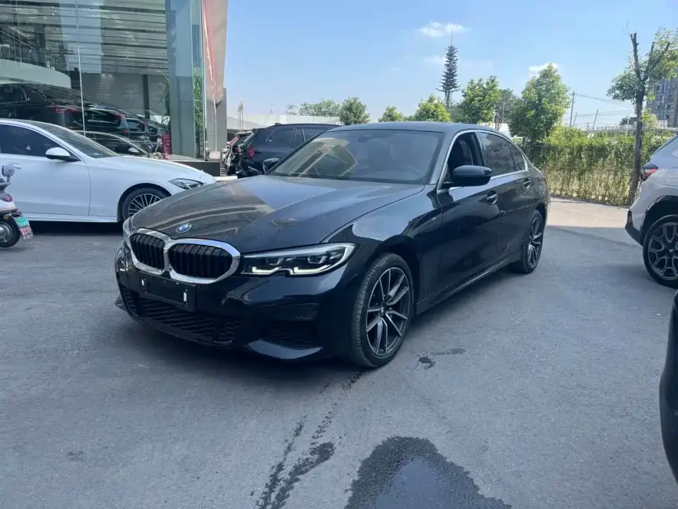 BMW 3 Series 325Li xDrive M Sport Package 2022