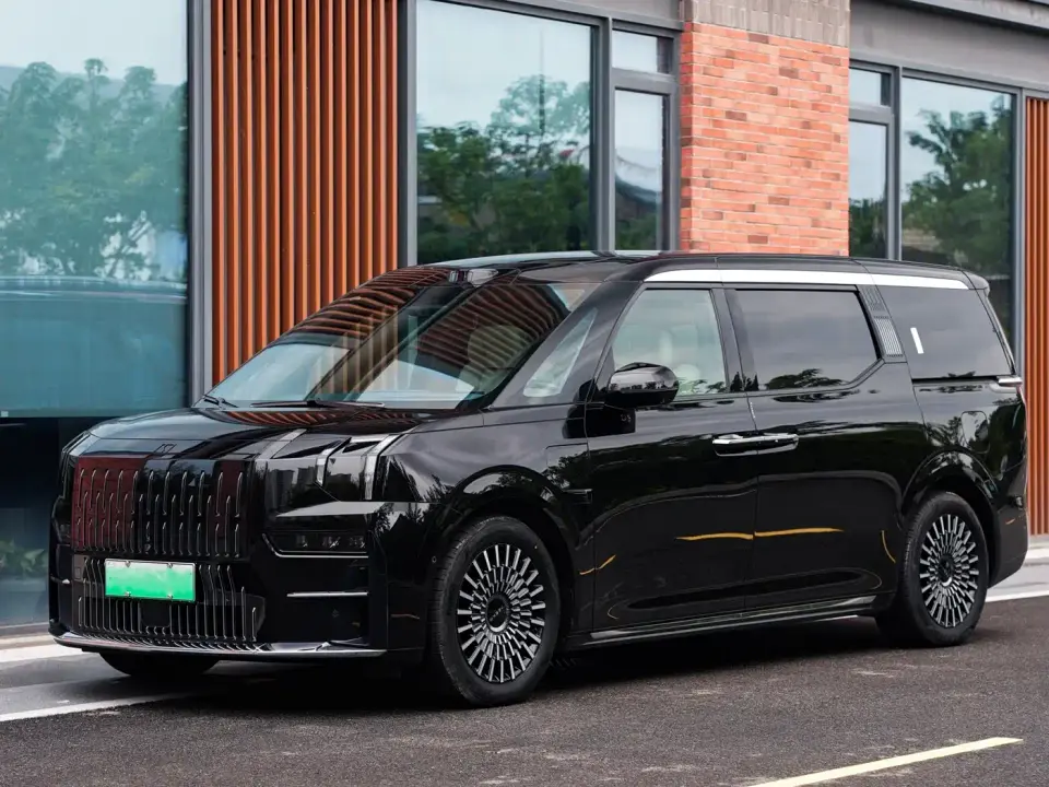 Zeekr 009 6-seat Executive AWD 108kWh 2025