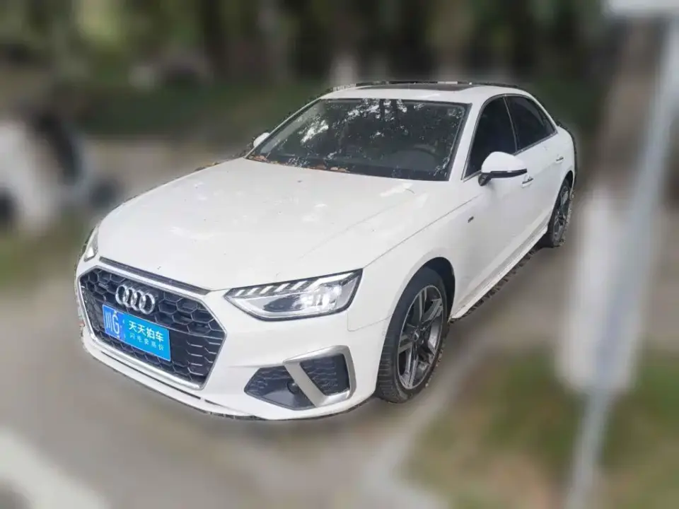 Audi A4L 40 TFSI Luxury Dynamic 2021