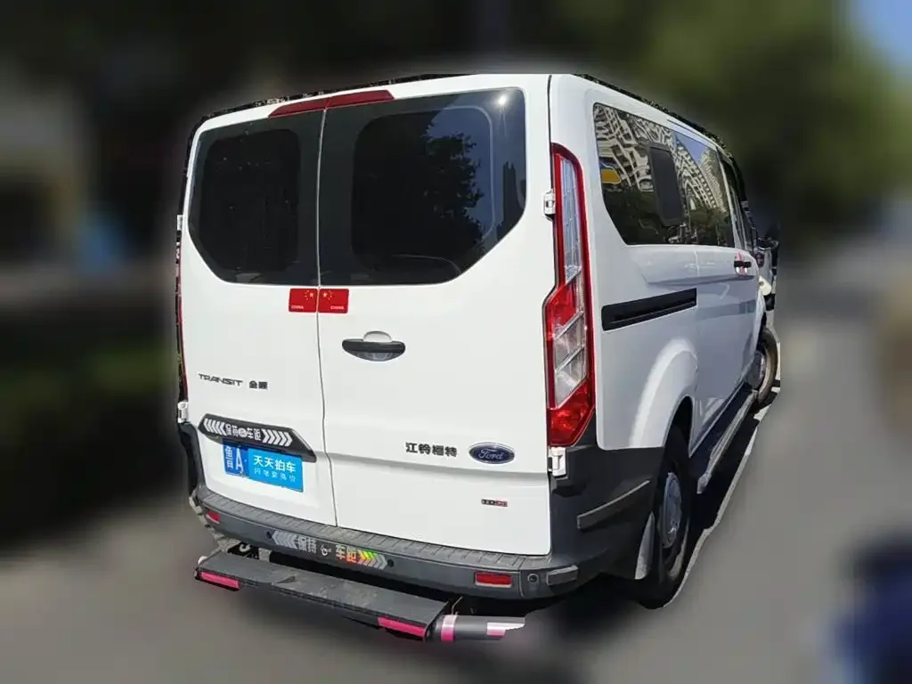 Ford Transit 2.0T Diesel Multi-Purpose Commercial Vehicle Short Wheelbase Low Roof China IV 2022 — фото 2