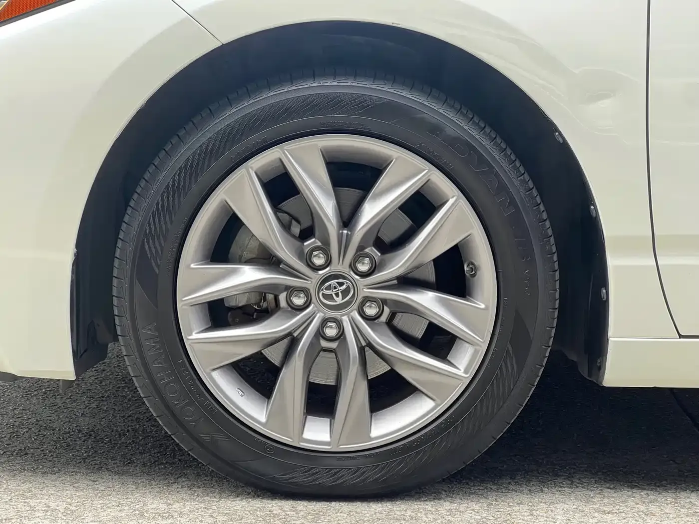 Toyota Avalon 2.0L Luxury Edition (China VI) 2020 — фото 17