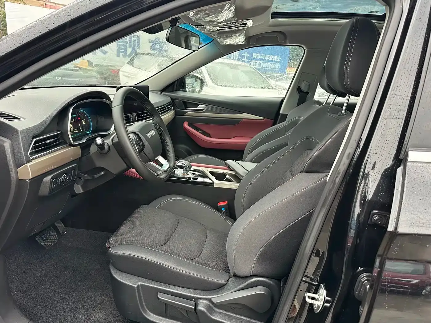 Jetour X70 1.5T DCT Surpass PRO 7-Seater 2024 — фото 11
