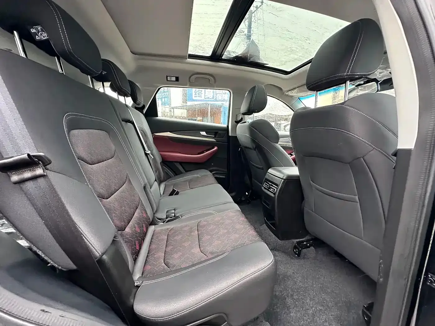 Jetour X70 1.5T DCT Surpass PRO 7-Seater 2024 — фото 14