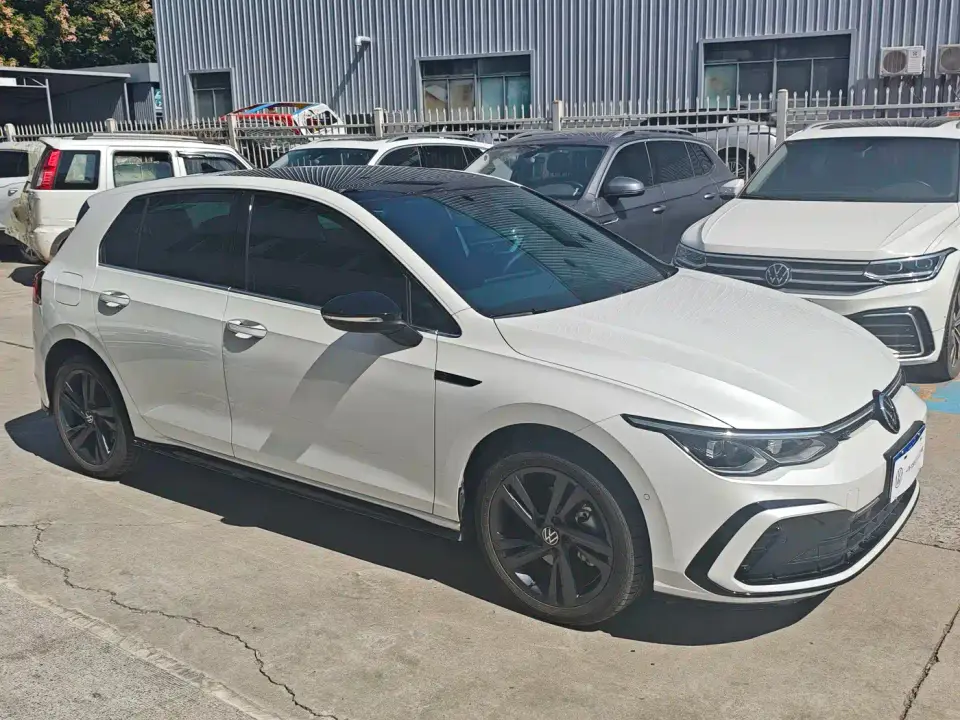 Volkswagen Golf 280TSI DSG Pro 2024