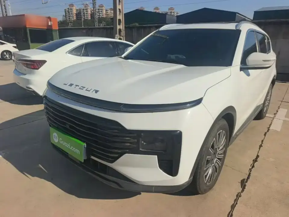 Jetour X70 PLUS 1.5T Elite 5-seater 2025