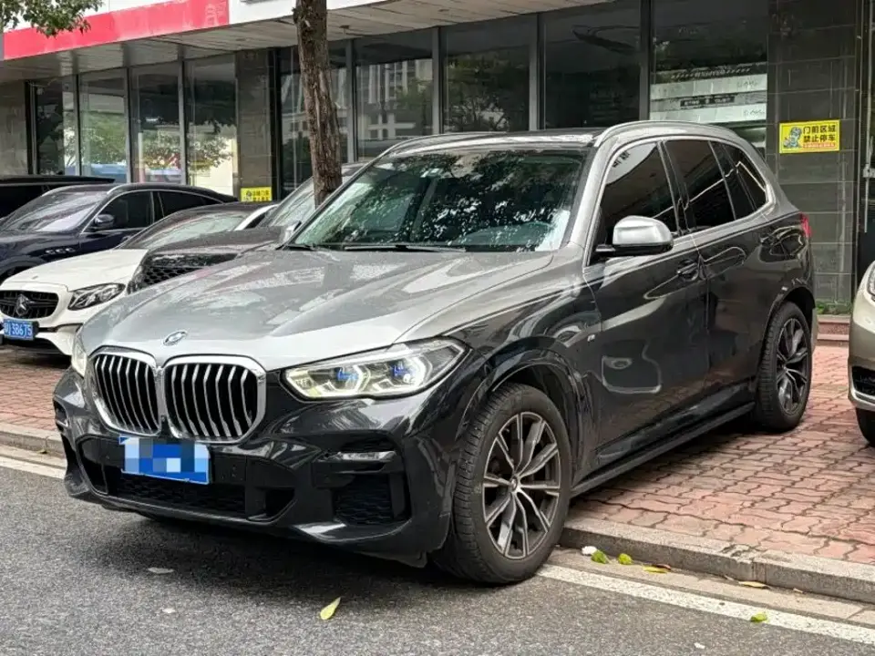 BMW X5 (Import) xDrive40i M Sport Package 2022