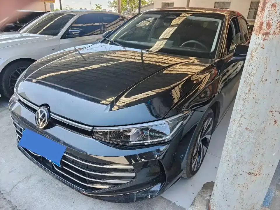 Volkswagen Passat Pro 380TSI Dragon Fortune Edition 2025
