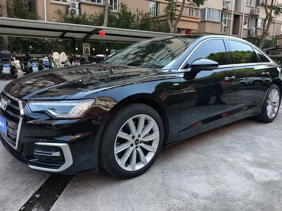 Audi A6L Facelift 45 TFSI Premium Dynamic 2023