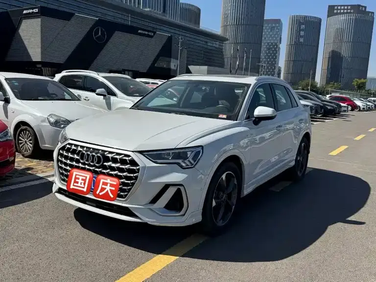 Audi Q3 35 TFSI Fashion Sport 2024