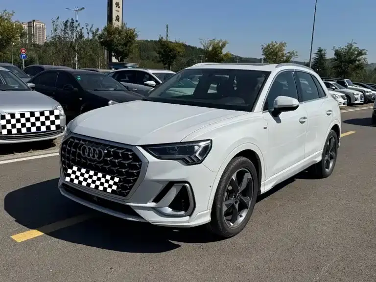Audi Q3 35 TFSI Fashion Sport 2024