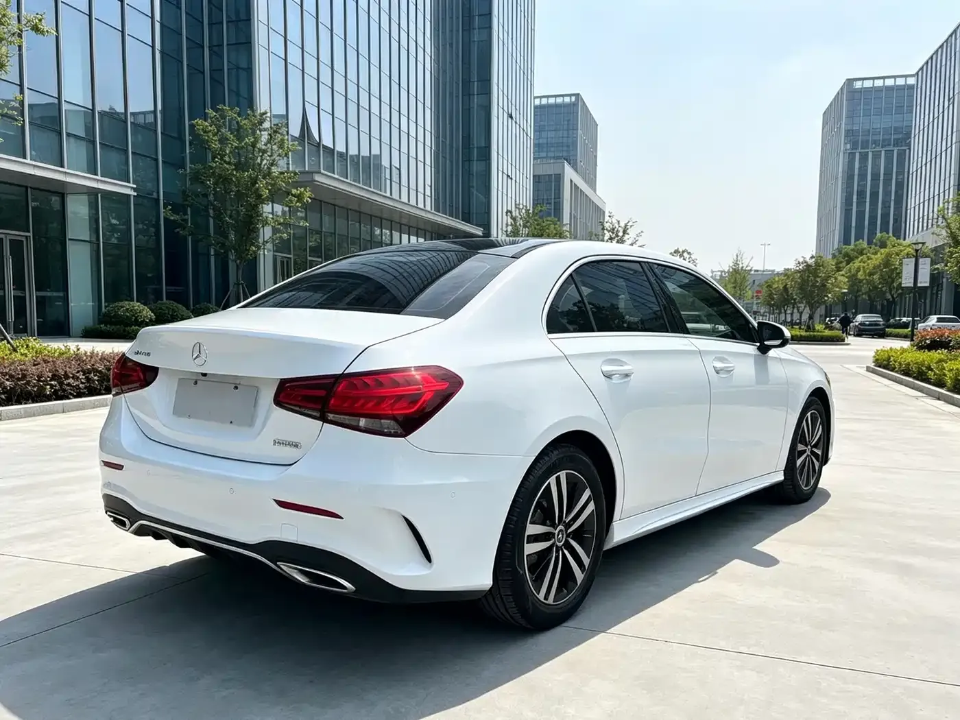 Mercedes-Benz A-Class A 180 L Sport Sedan 2019 — фото 7