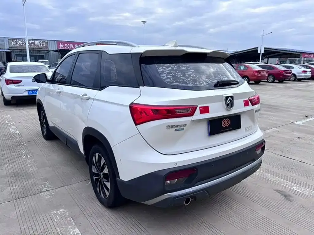 Baojun 530 1.5T CVT Premium Connect 7-seater 2019 — фото 7