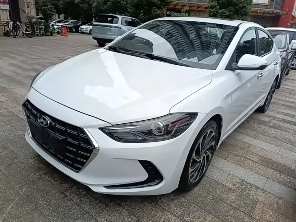 Hyundai Elantra 1.4T DCT Dynamic·Vitality 2020
