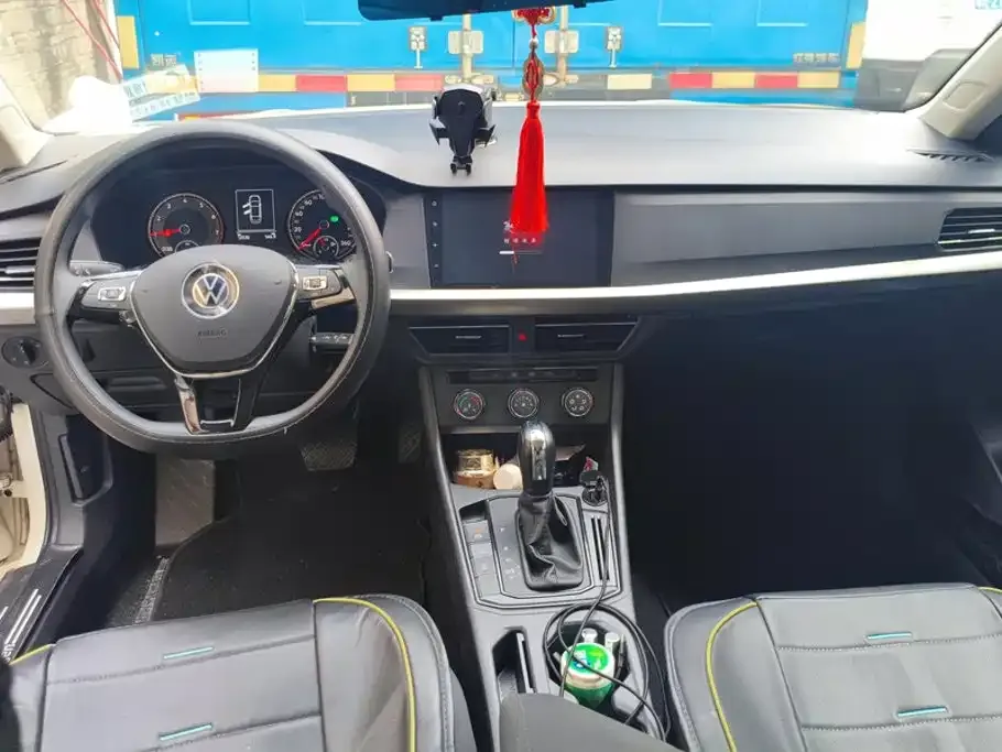 Volkswagen Lavida 1.5L Auto Trend Edition 2022 — фото 12