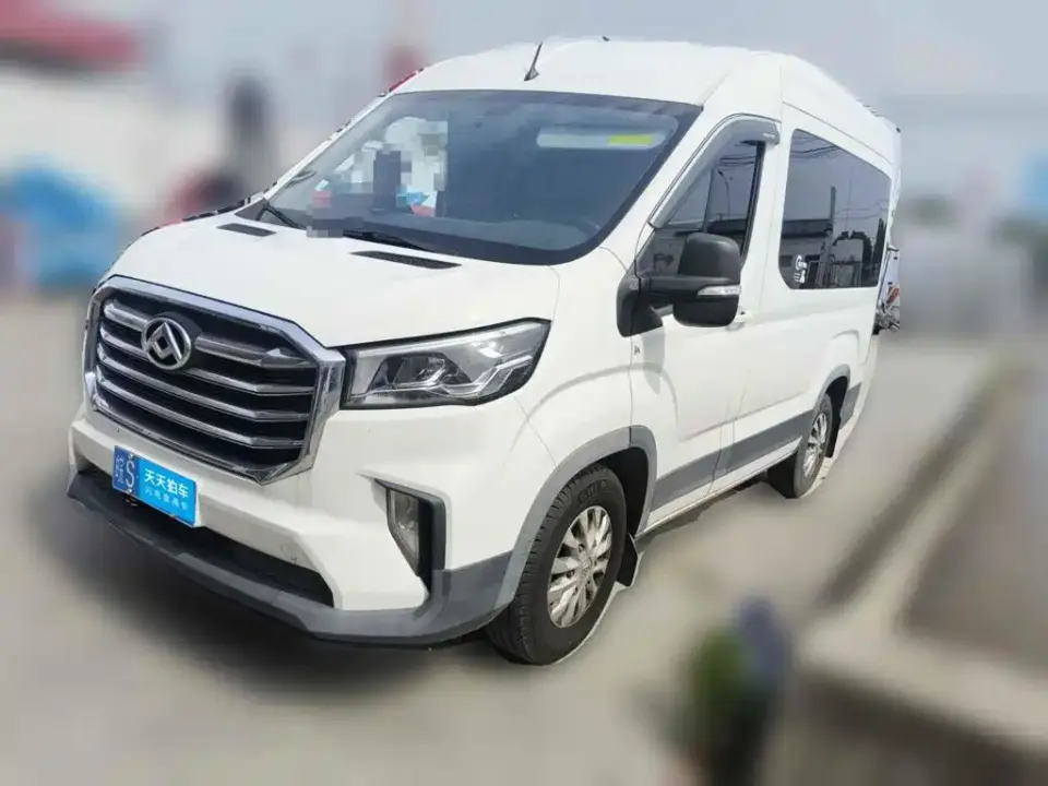 SAIC Maxus Xintu V90 2.0T Manual Yunjie FWD Short Wheelbase High Roof Single Rear Tire 6-Seater 2022