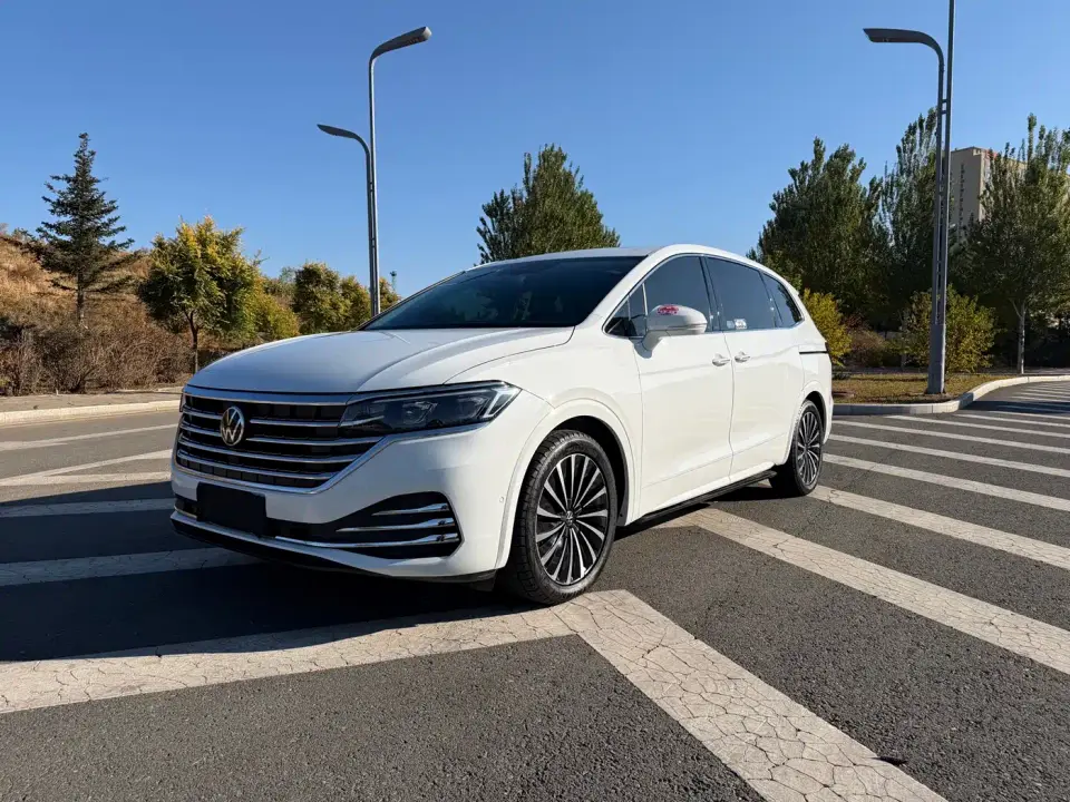 Volkswagen Viloran 380TSI Premium Edition 2023