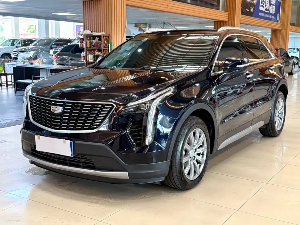 Cadillac XT4 28T FWD Luxury 2022