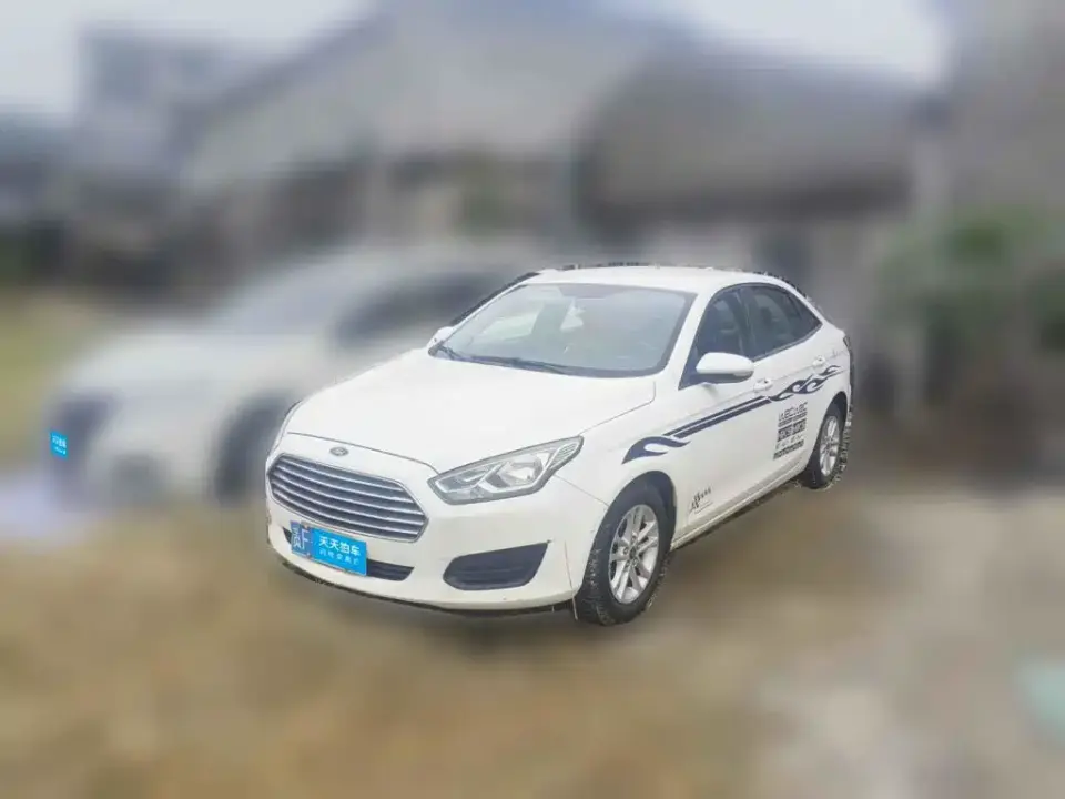 Ford Escort Facelift 1.5L Manual Premium Edition China VI 2019