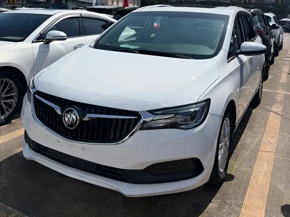 Buick GL6 18T 6-seat Elite China VI 2019