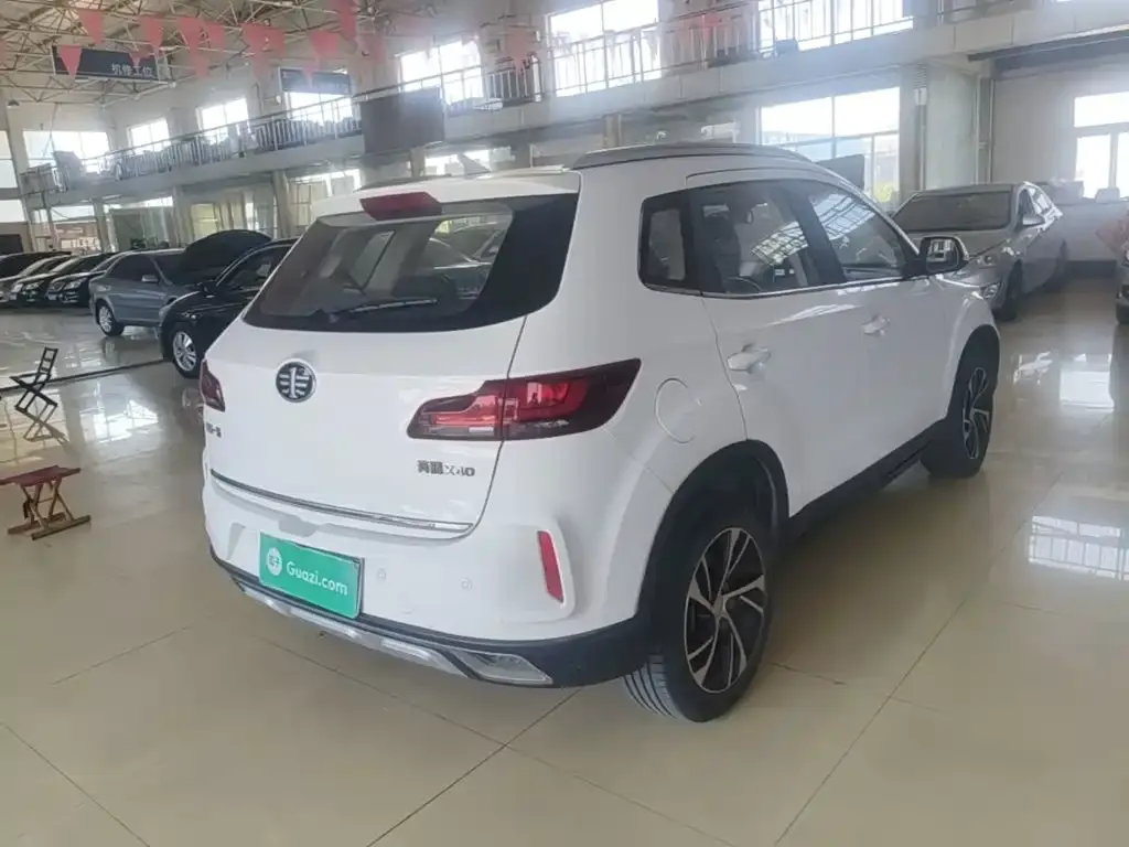 Besturn X40 1.6L Auto Luxury Type China V 2019 — фото 7