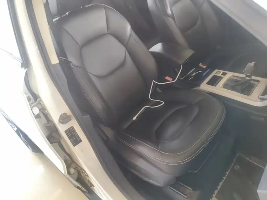 Besturn X40 1.6L Auto Luxury Type China V 2019 — фото 25