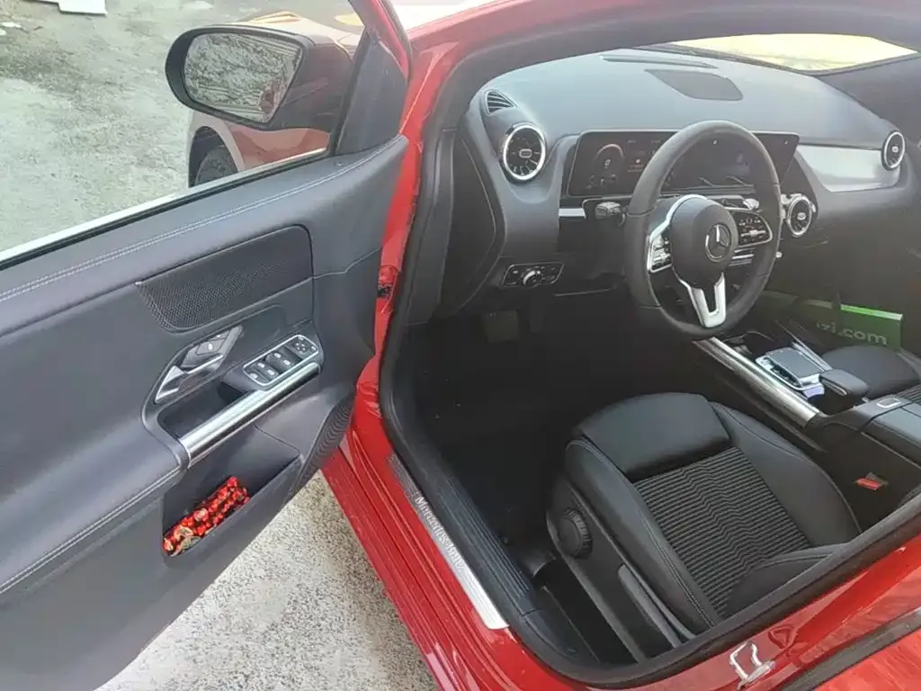 Mercedes-Benz B-Class B 180 2020 — фото 16
