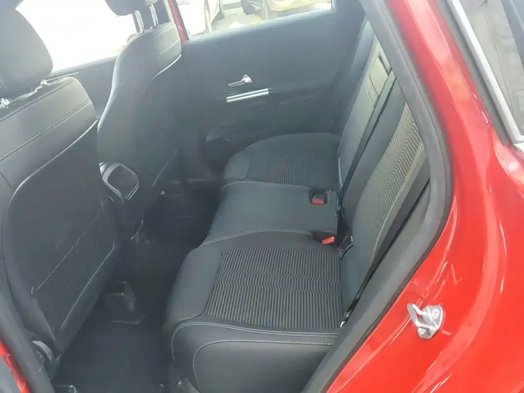 Mercedes-Benz B-Class B 180 2020 — фото 17