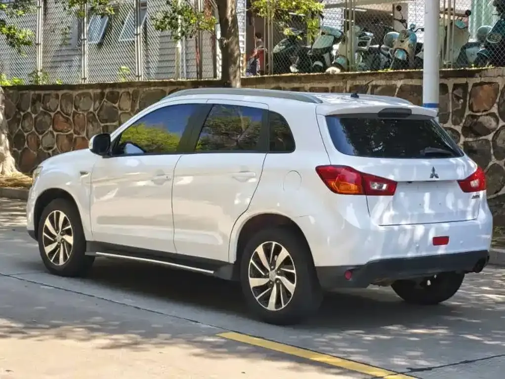 Mitsubishi ASX 2.0L CVT 2WD Premium 2019 — фото 9