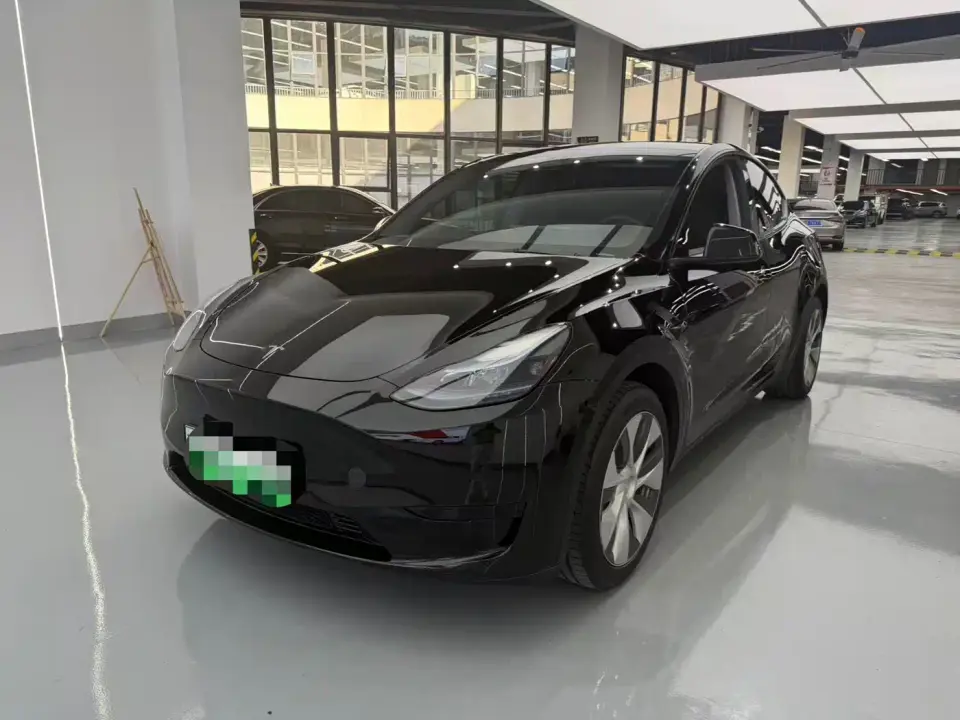 Tesla Model Y Facelift Rear-Wheel Drive Version 2023