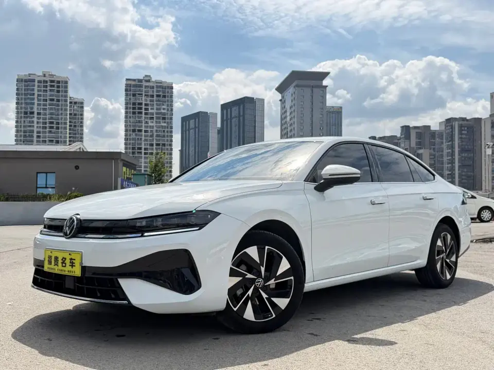 Volkswagen Sagitar 300TSI DSG Mid-range Edition 2026