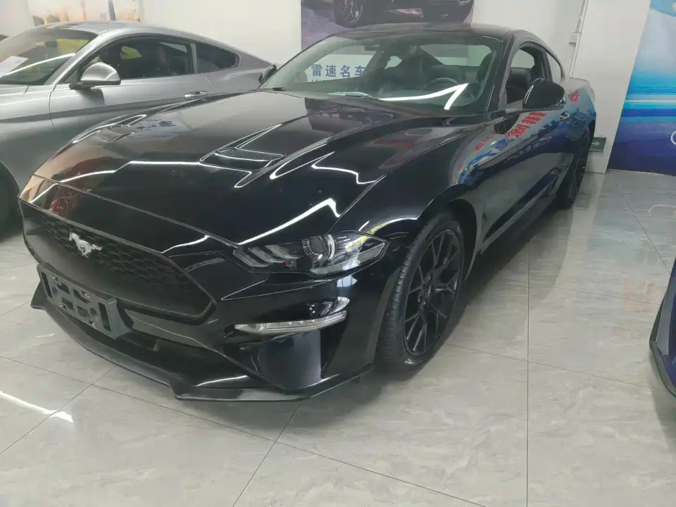 Ford Mustang 2.3L EcoBoost 2020