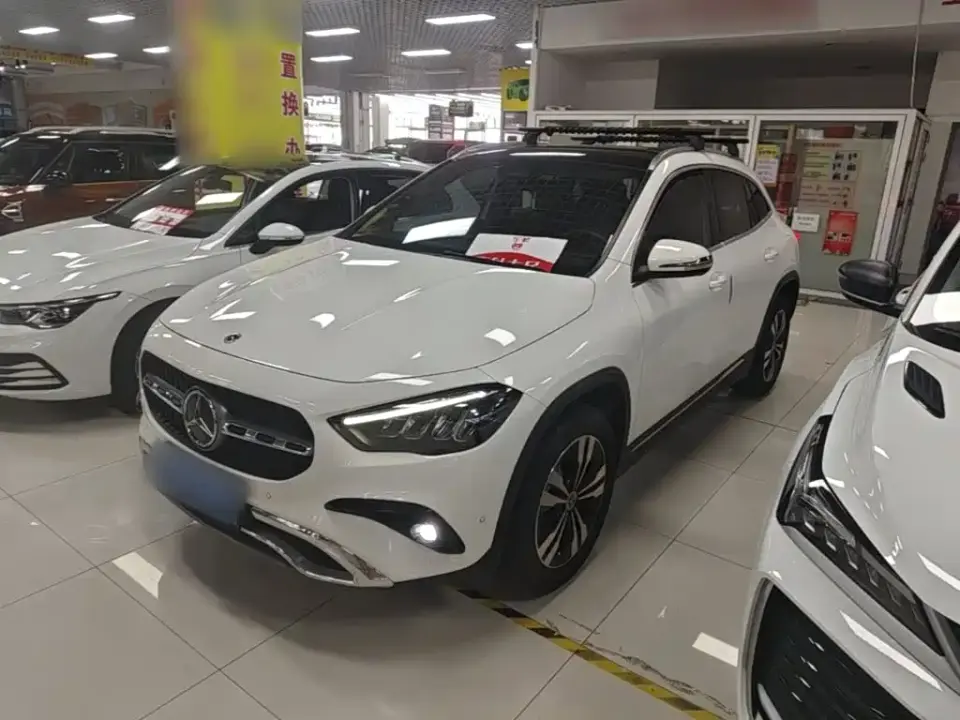 Mercedes-Benz GLA-Class GLA 200 2024