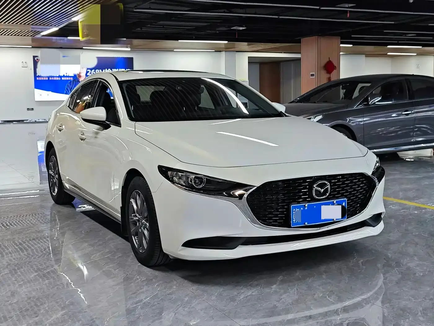 Mazda Mazda3 Axela 1.5L Automatic Sunroof Edition 2020 — фото 4