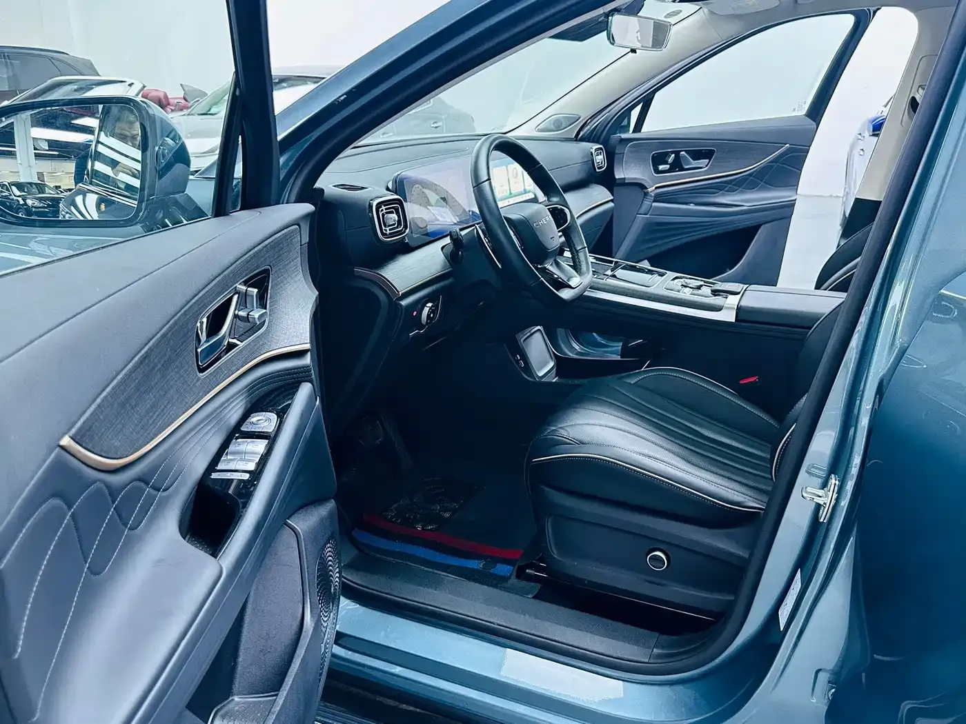 Chery Tiggo 9 2.0T DCT 2WD Luxury 5-Seater 2023 — фото 4