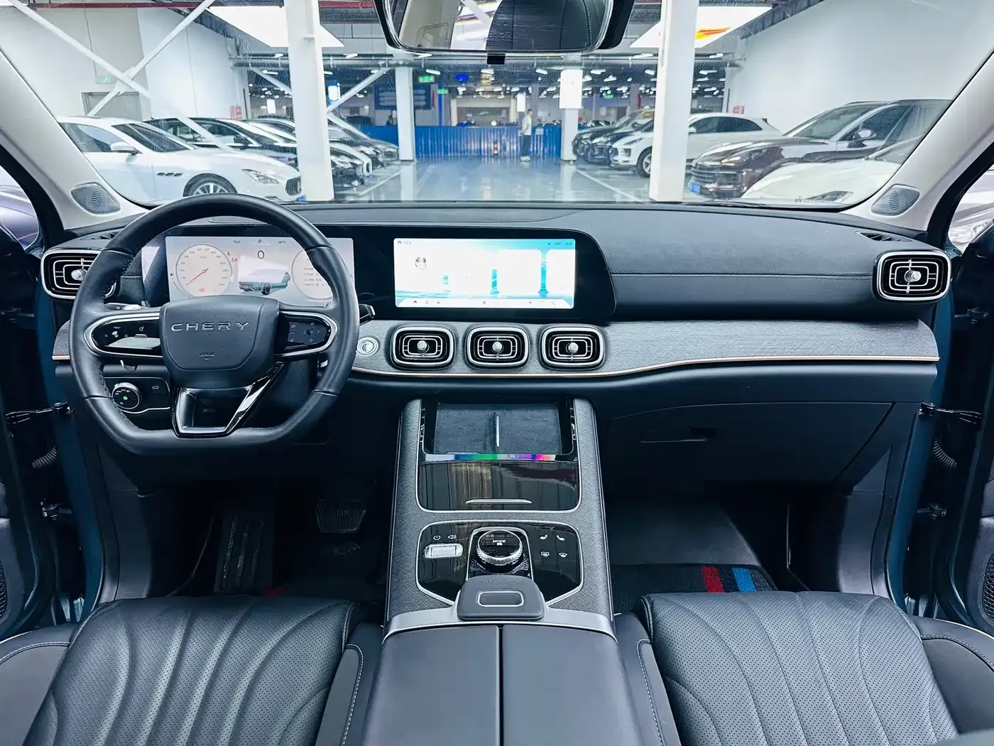 Chery Tiggo 9 2.0T DCT 2WD Luxury 5-Seater 2023 — фото 6