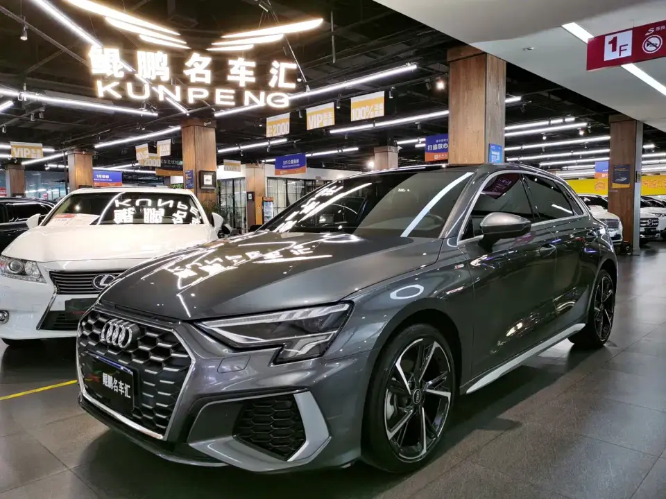 Audi A3 Facelift Sportback 35 TFSI Fashion Sport 2023