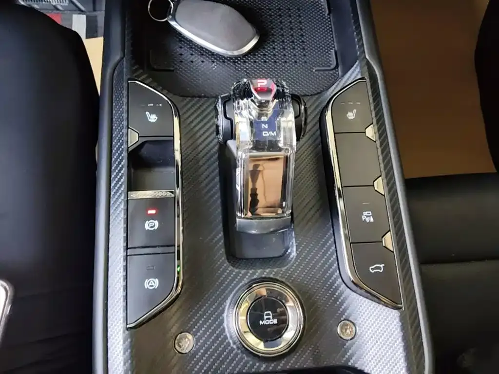 Haval Second-Generation Big Dog New Energy DHT-PHEV 105km Trendy Electric Edition Plus 2023 — фото 14