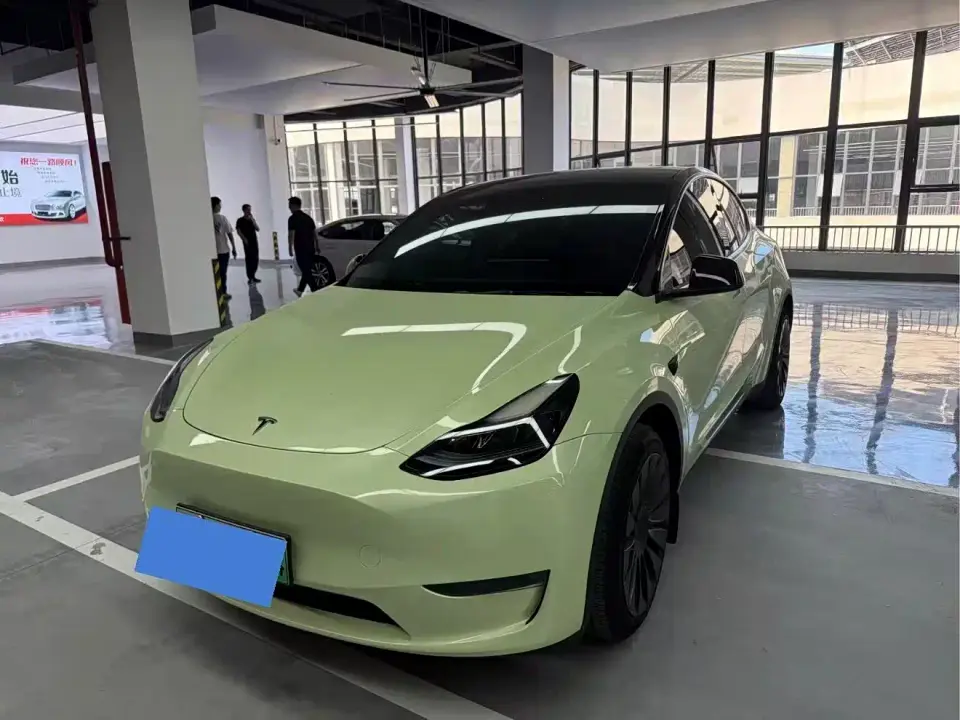Tesla Model Y Rear-Wheel Drive Edition 2023