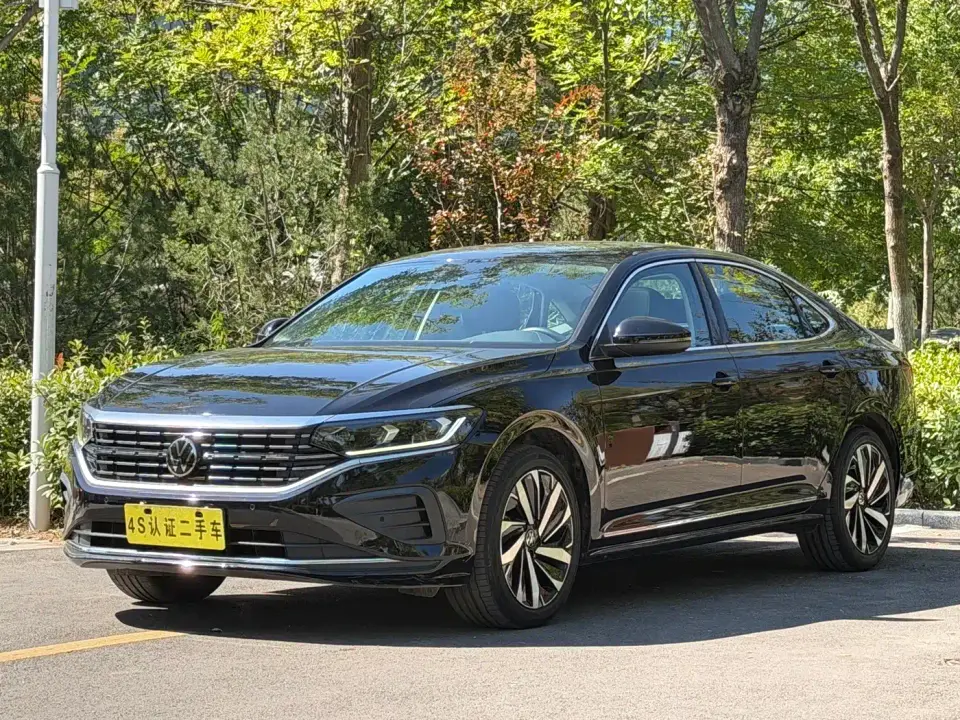 Volkswagen Passat Outstanding 330TSI Elite Edition 2025