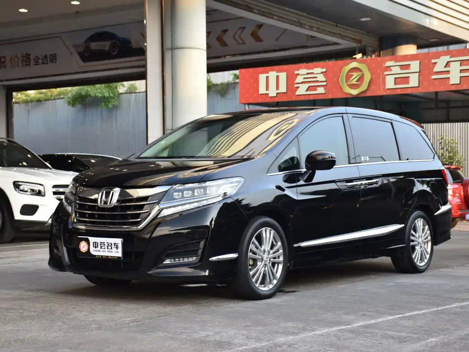 Honda Elysion 2.4L Luxury Edition 2019