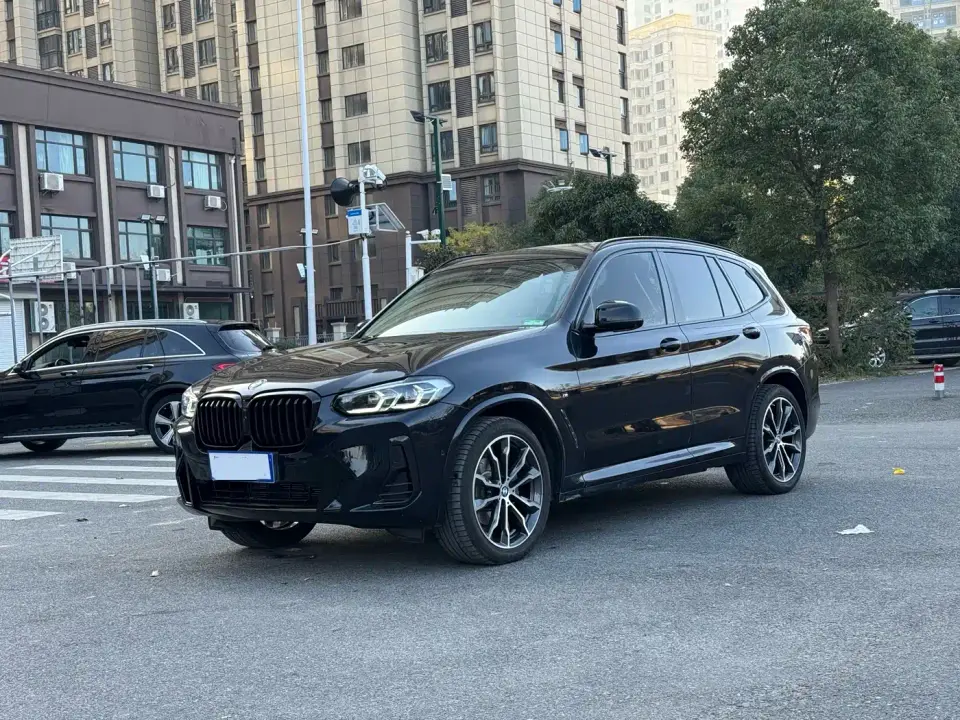BMW X3 xDrive30i Leading M Night Package 2022