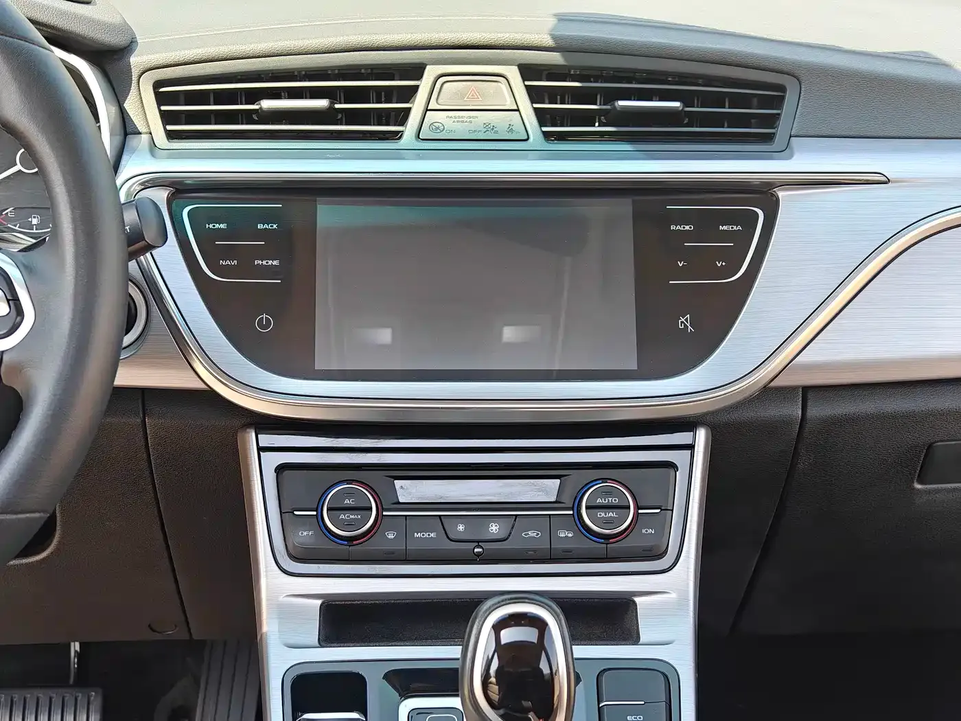 Geely Emgrand GL 1.4T CVT Elite Zhixiang Edition 2020 — фото 18