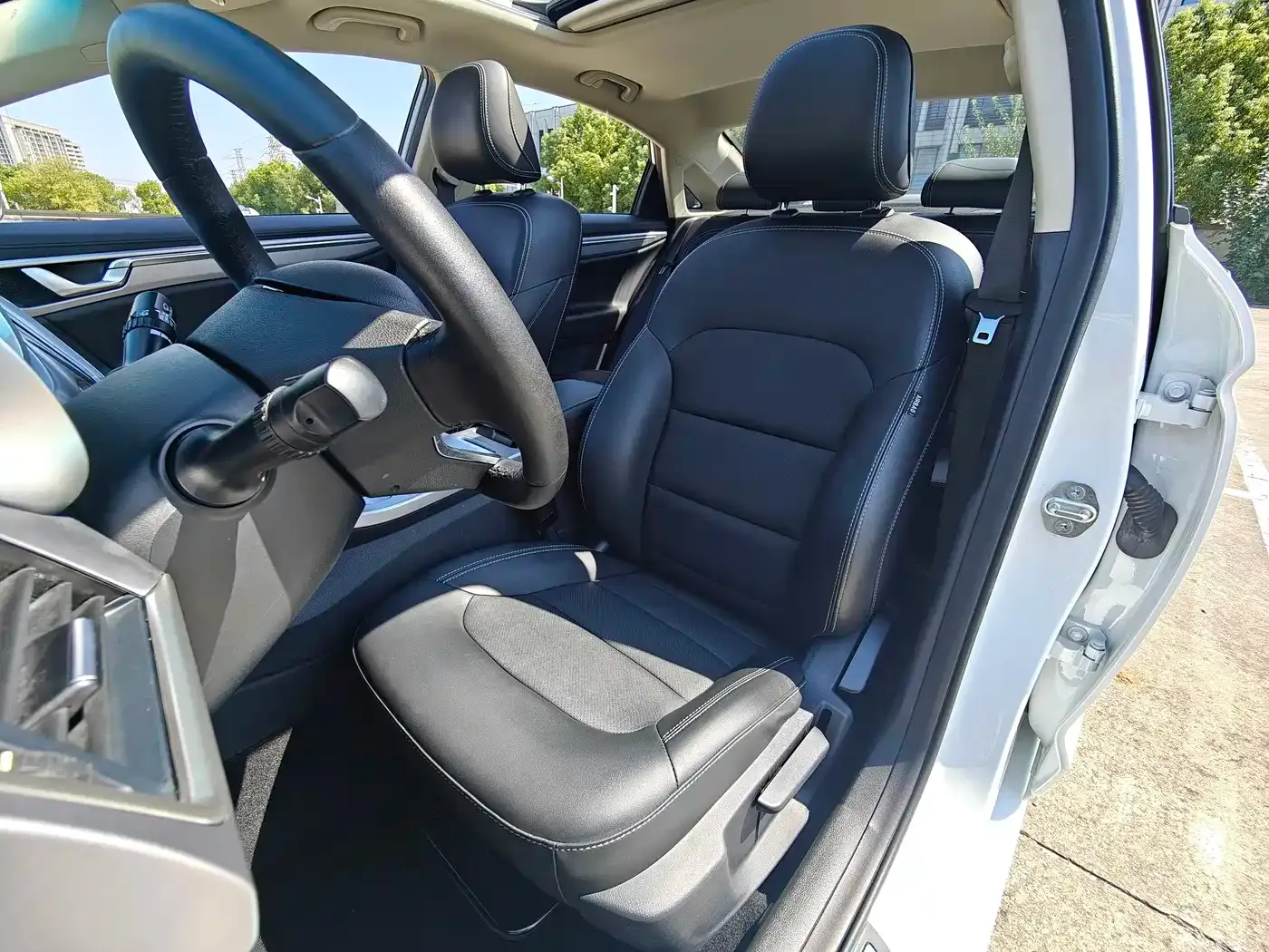 Geely Emgrand GL 1.4T CVT Elite Zhixiang Edition 2020 — фото 10