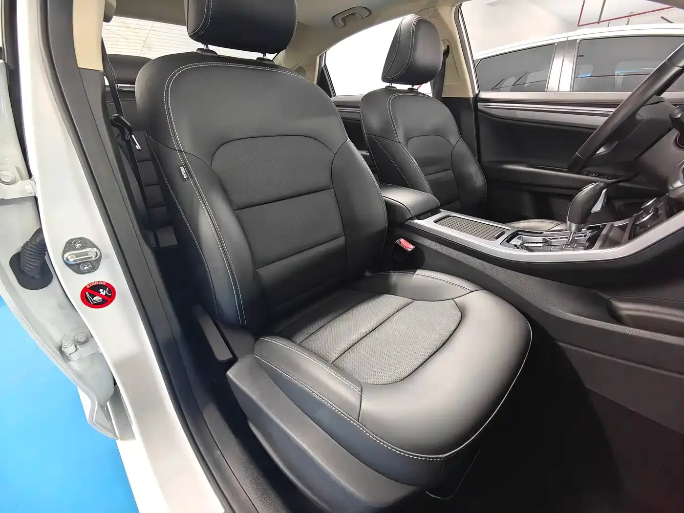 Geely Emgrand GL 1.4T CVT Elite Zhixiang Edition 2020 — фото 11